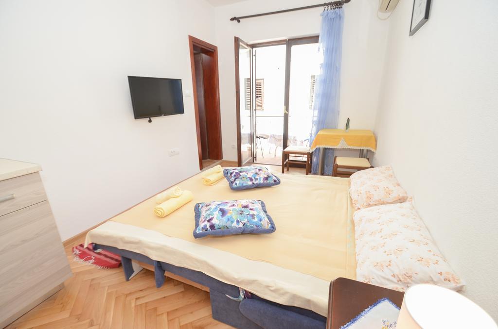 Apartments Ceklin Kotor Exterior photo