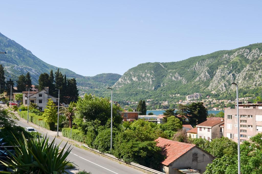 Apartments Ceklin Kotor Exterior photo